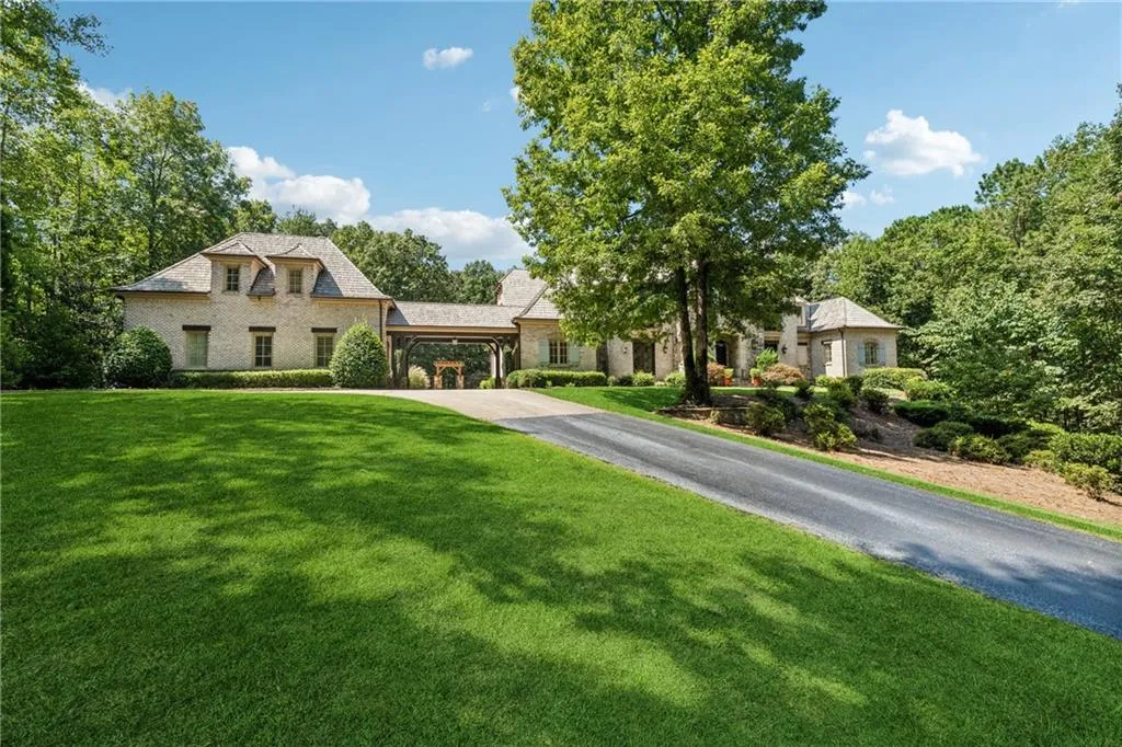 Ball Ground, Georgia 30107, United States, 5 Bedrooms Bedrooms, ,9 BathroomsBathrooms,Residential,Pending,43763