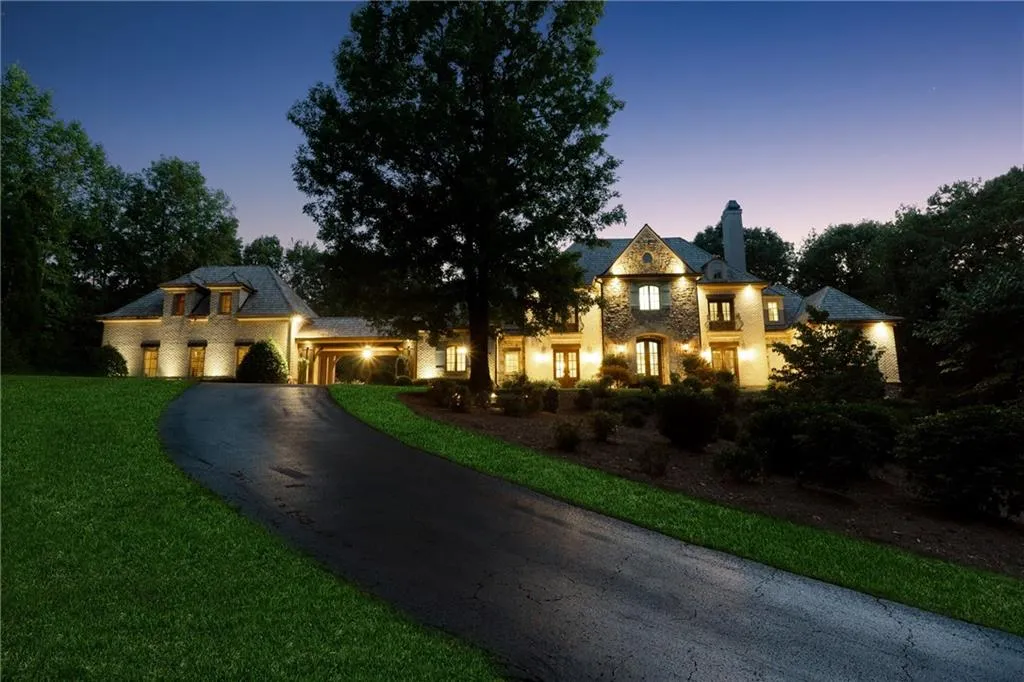 Ball Ground, Georgia 30107, United States, 5 Bedrooms Bedrooms, ,9 BathroomsBathrooms,Residential,Pending,43763