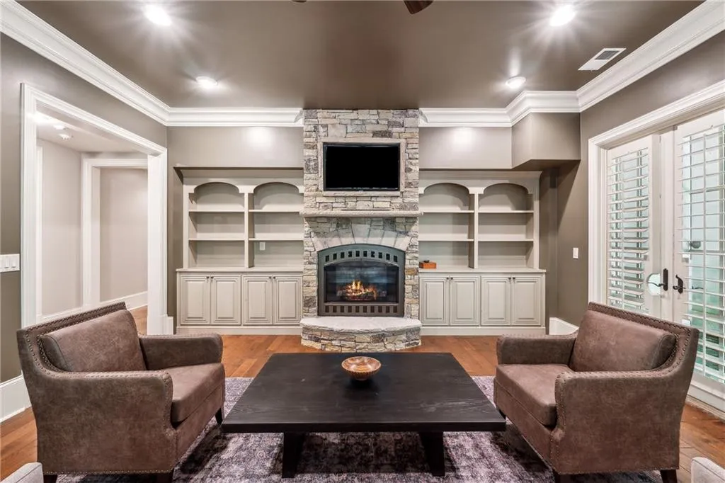 Ball Ground, Georgia 30107, United States, 5 Bedrooms Bedrooms, ,9 BathroomsBathrooms,Residential,Pending,43763