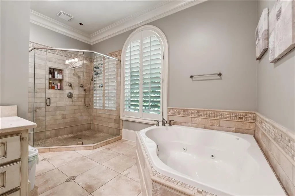 Ball Ground, Georgia 30107, United States, 5 Bedrooms Bedrooms, ,9 BathroomsBathrooms,Residential,Pending,43763