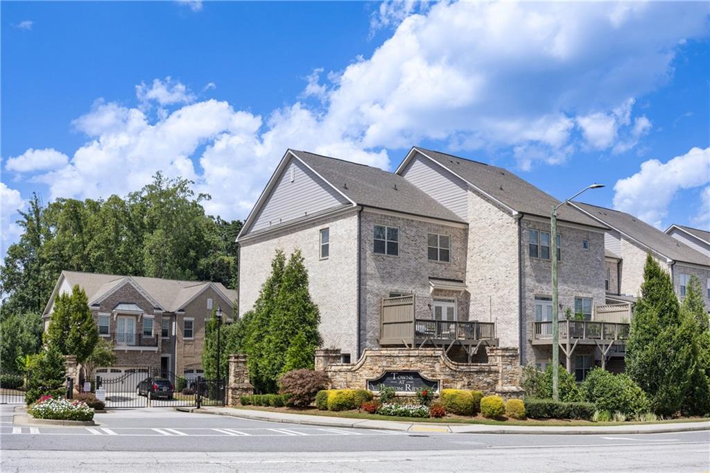 2790 Avington Lane SE