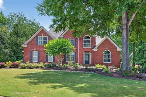 Homes For Sale - 7210 Canter Run<br/> Cumming, GA 30040