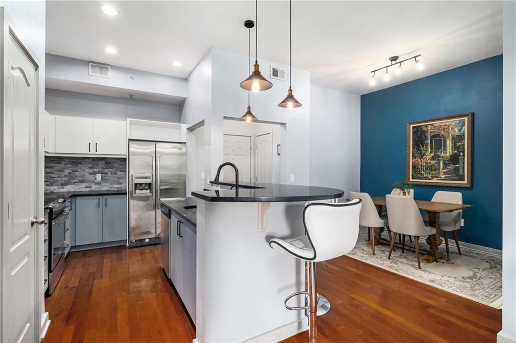 390 17th Street NW 6026