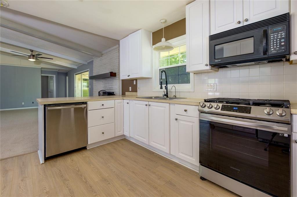 KINGS WOOD ESTATES - Residential