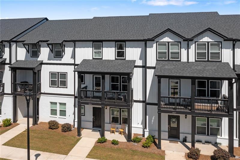823 Mackay Creek