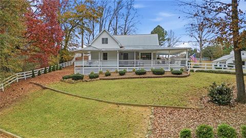 8525 Lanierland Farms Drive Gainesville GA 30506