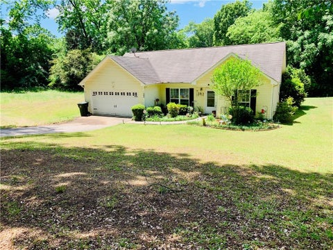 Homes For Sale - 102 Granite Street<br/> Troup County, Hogansville, GA 30230