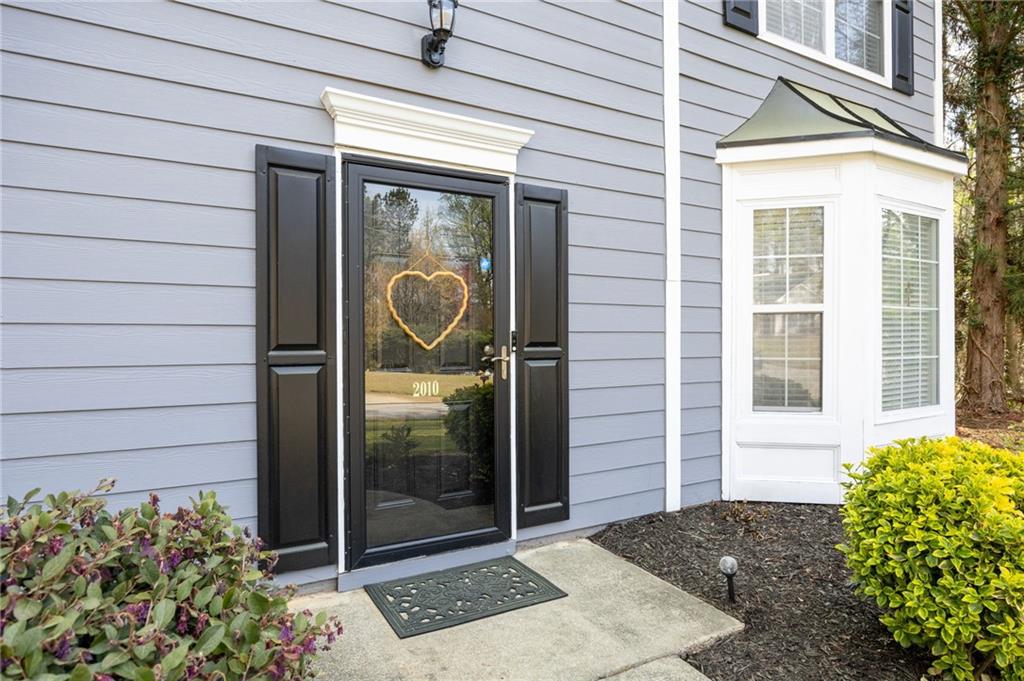 2010 Hidden Valley Drive SW