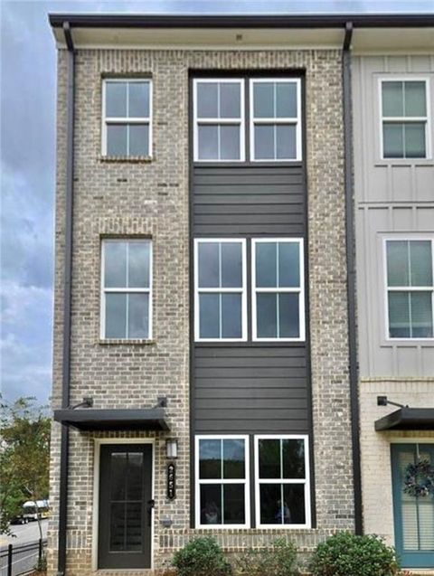 2651 Stream Terrace NW Atlanta GA 30318