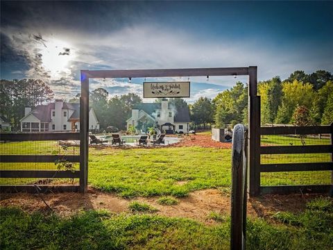 A home in Dawsonville