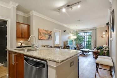 1055 Piedmont Avenue 204