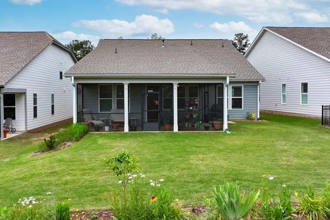 A home in Hoschton