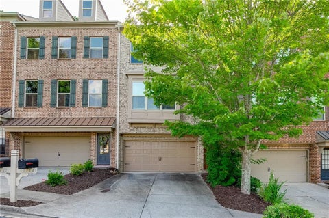 Townhouse For Sale - 2764 Laurel Valley Trail<br/> Buford, GA 30519
