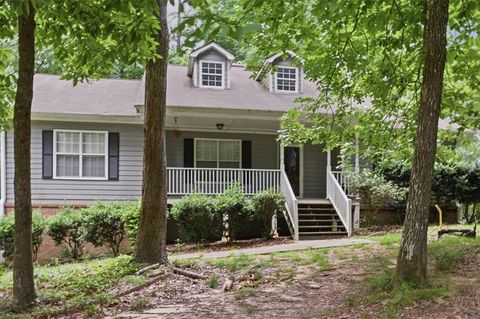 Homes For Sale - 4579 Adams Court<br/> Rex, GA 30273