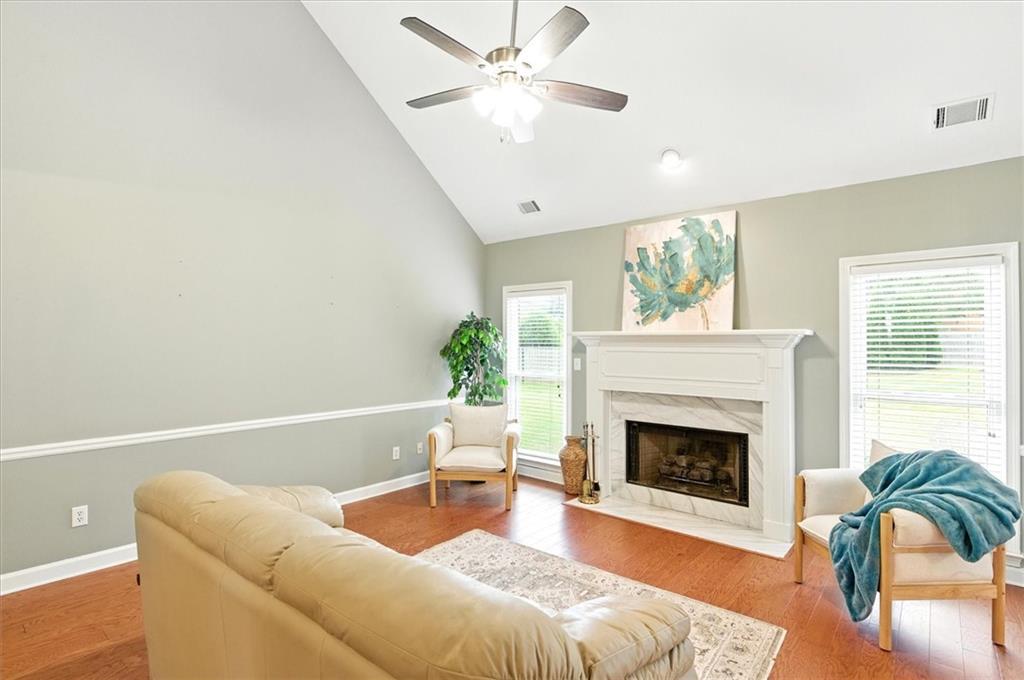 275 Singletree Trace