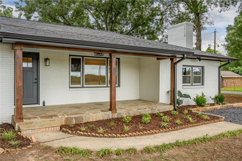 604 Mission Road SW