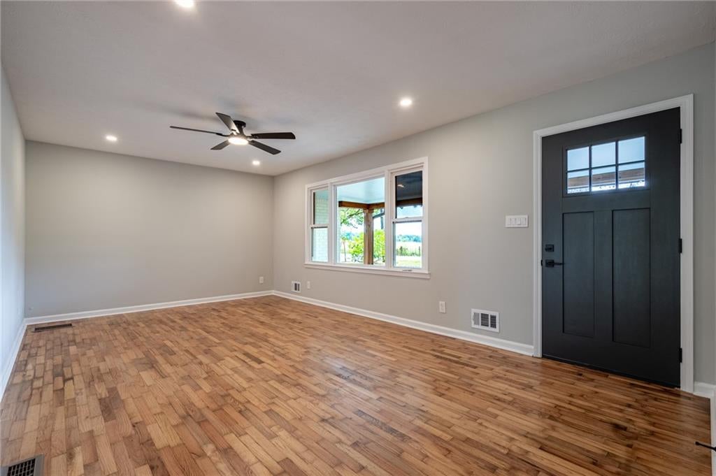 604 Mission Road SW