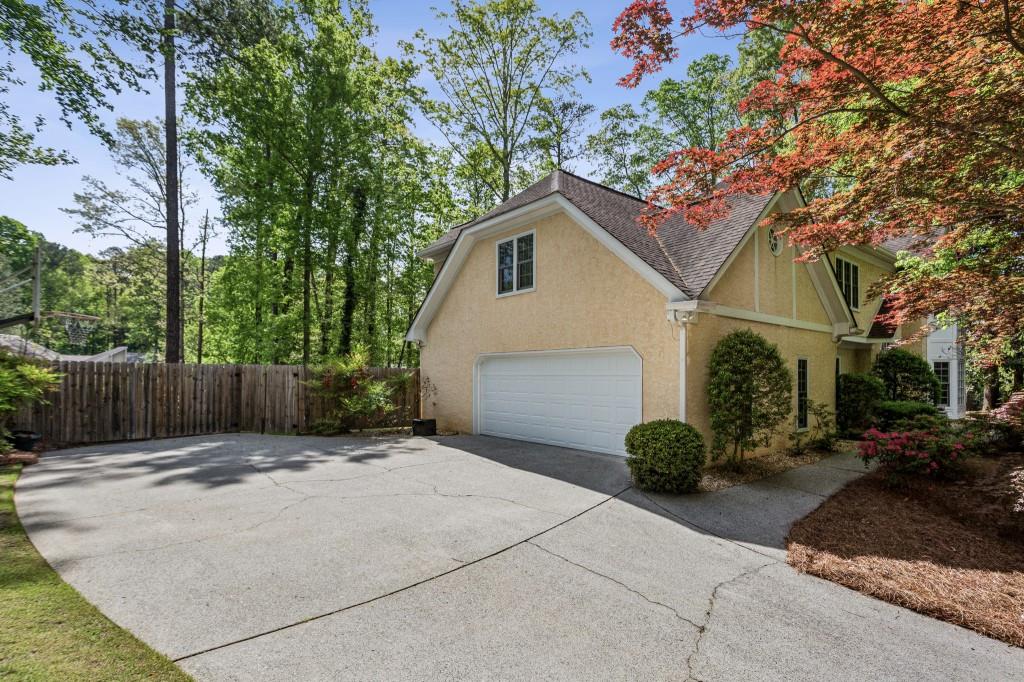 1824 Mallard Lake Drive, Marietta, Georgia image 7