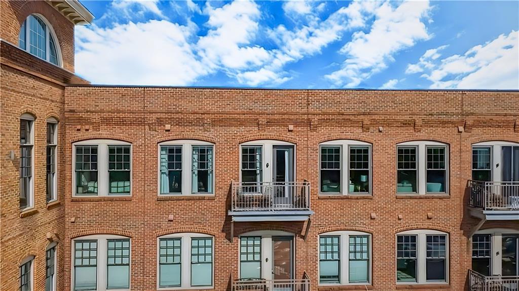 360 Chambers Street 405