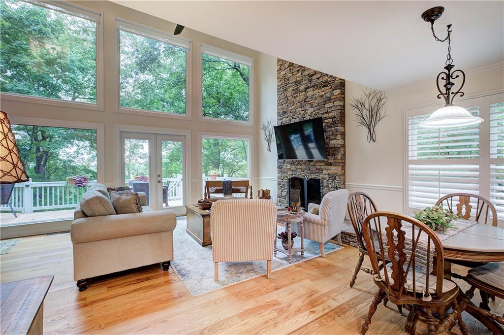 225 Grandview Trail