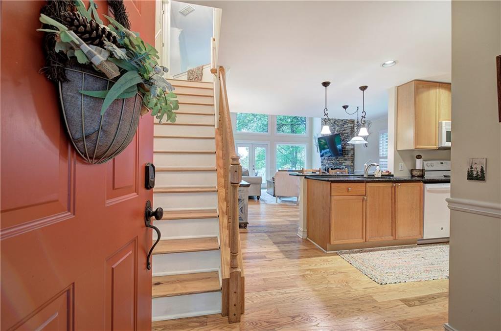 225 Grandview Trail