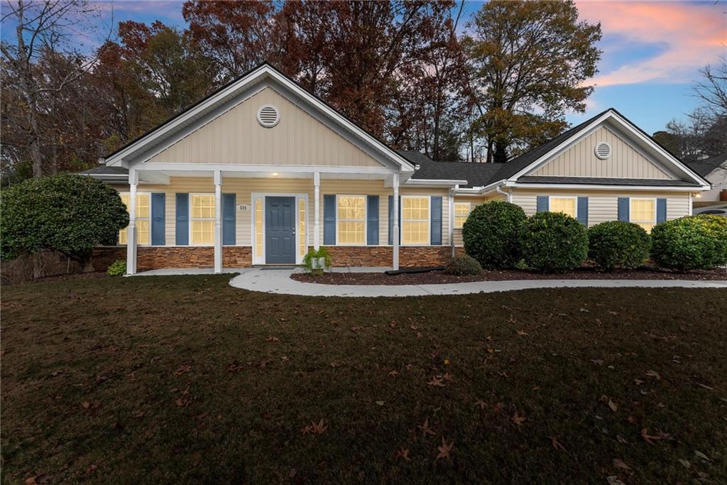 584 Jefferson Walk Circle