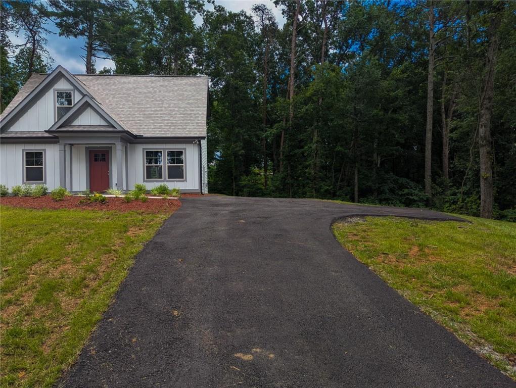 399 Dell Moore Road