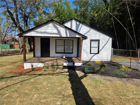 Homes For Sale - 109 Pharr Avenue<br/> Jonesboro, GA 30236