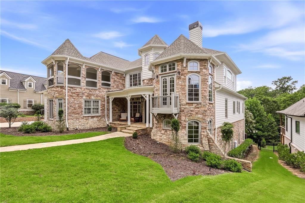 6756 Hedge Row Lane