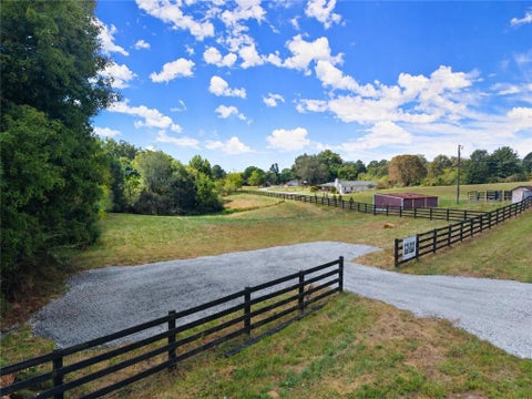 Vacant Land For Sale - 7270 Pea Ridge Road<br/> Gainesville, GA 30506