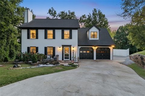 521 Chadborn Court Lawrenceville GA 30045