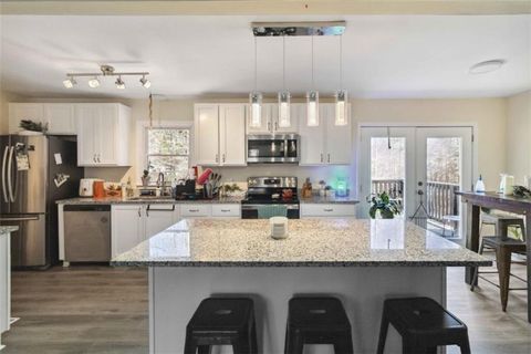 A home in Hiram