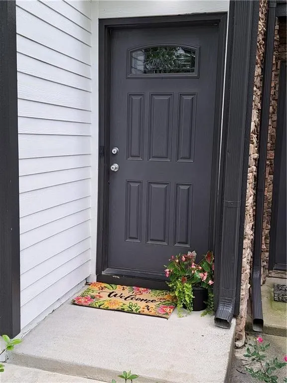 Atlanta, Georgia 30309, United States, 2 Bedrooms Bedrooms, ,3 BathroomsBathrooms,Residential,Active,237761