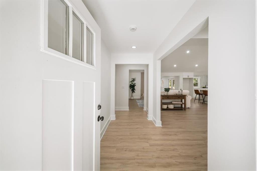 2115 Honeysuckle Lane SW