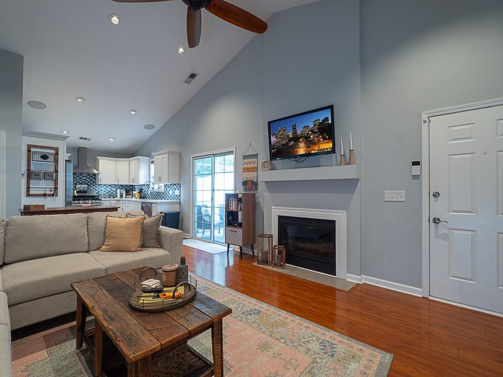 2790 Barnwood Crossing
