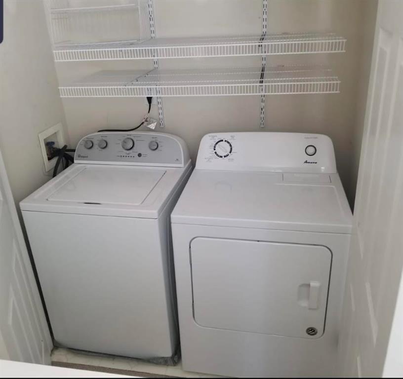 Barrington Hills - Residential Lease