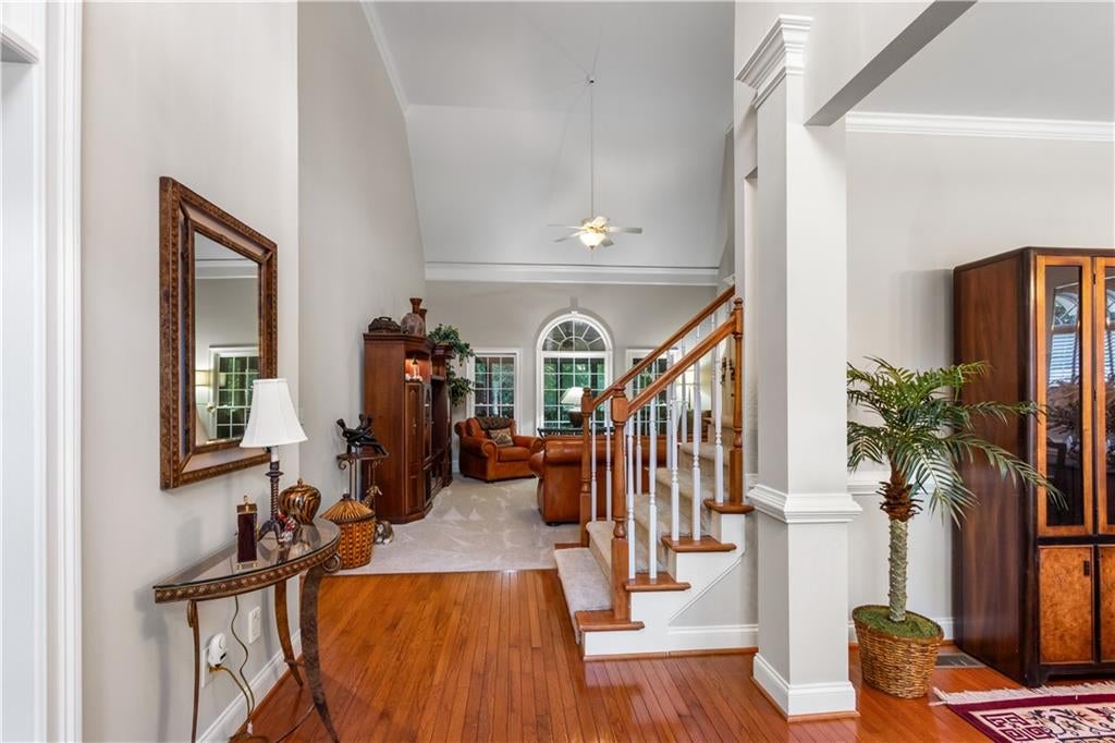 4926 Red Cliff Court