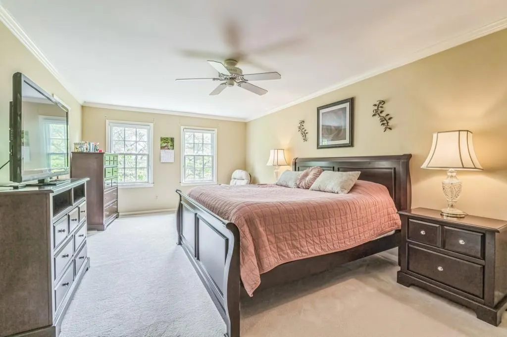 Atlanta, Georgia 30328, United States, 4 Bedrooms Bedrooms, ,4 BathroomsBathrooms,Residential,Pending,141708