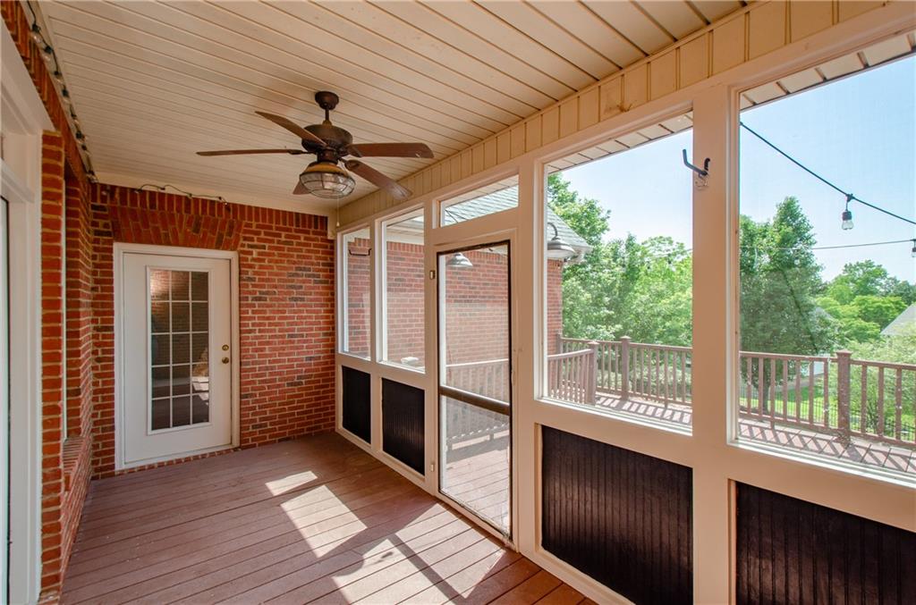 9157 Golfview Circle