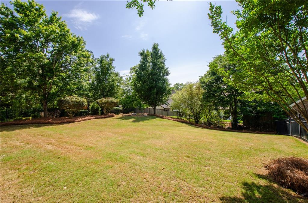 9157 Golfview Circle