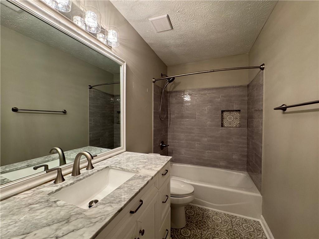 995 Litchfield Place, Roswell, Georgia image 17