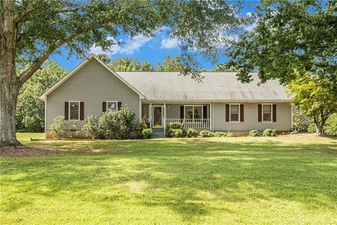 209 Weatherly Woods Drive Winterville GA 30683