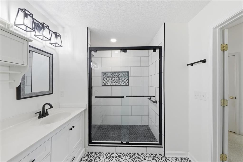 213 Kenninghall Lane SE