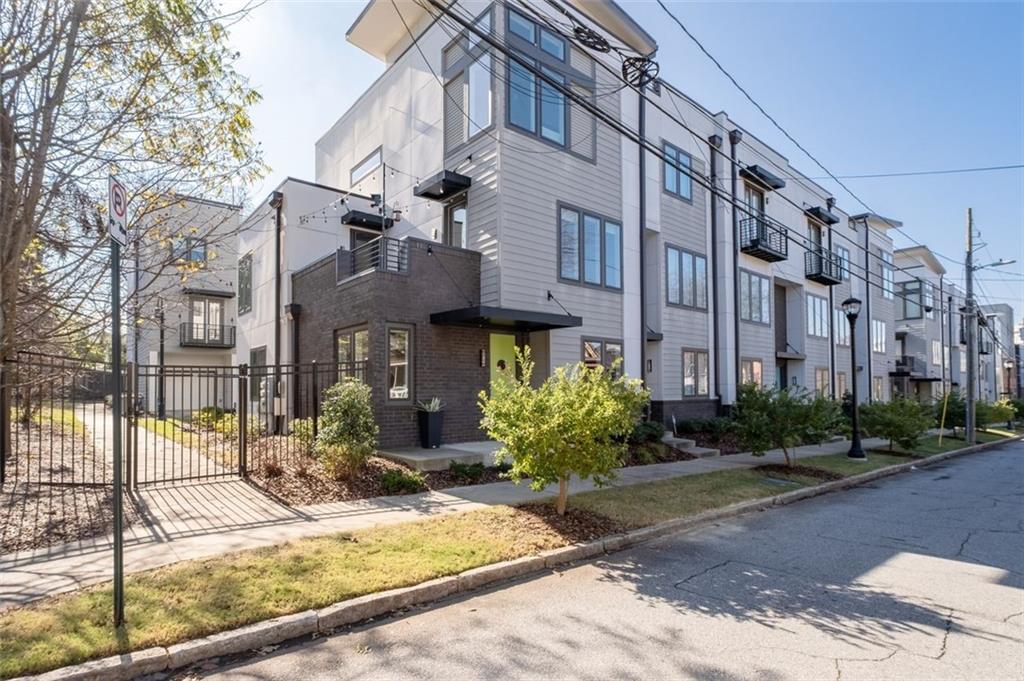 415 Gartrell Street SE 1