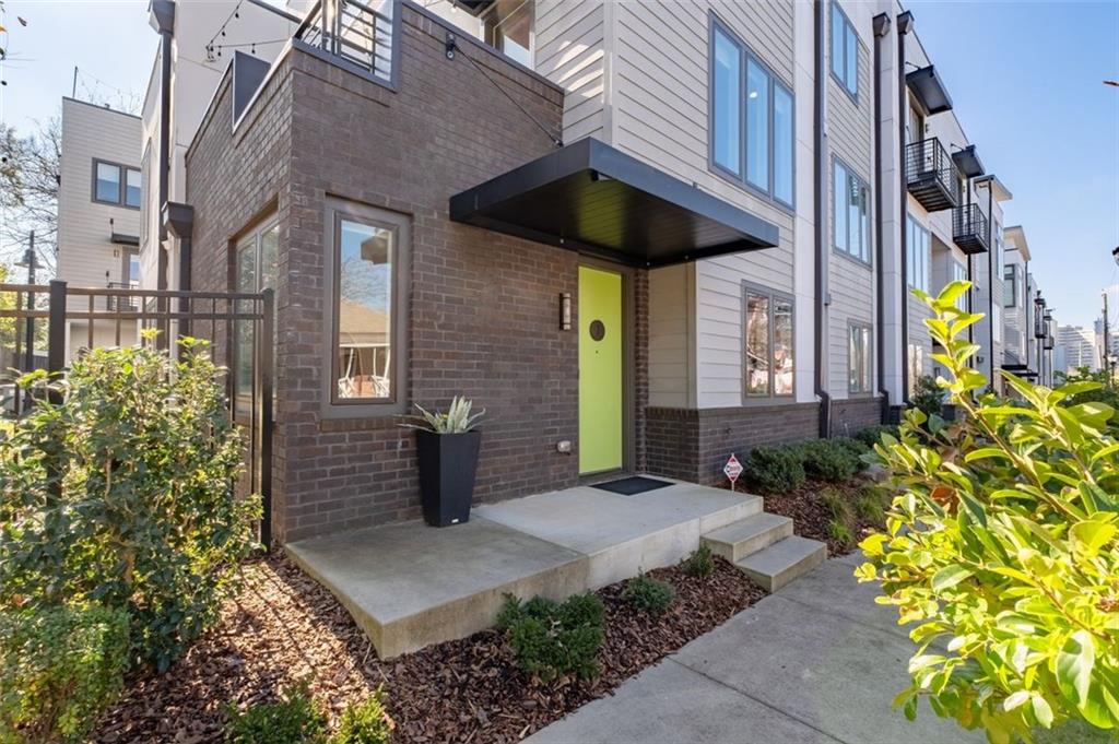 415 Gartrell Street SE 1