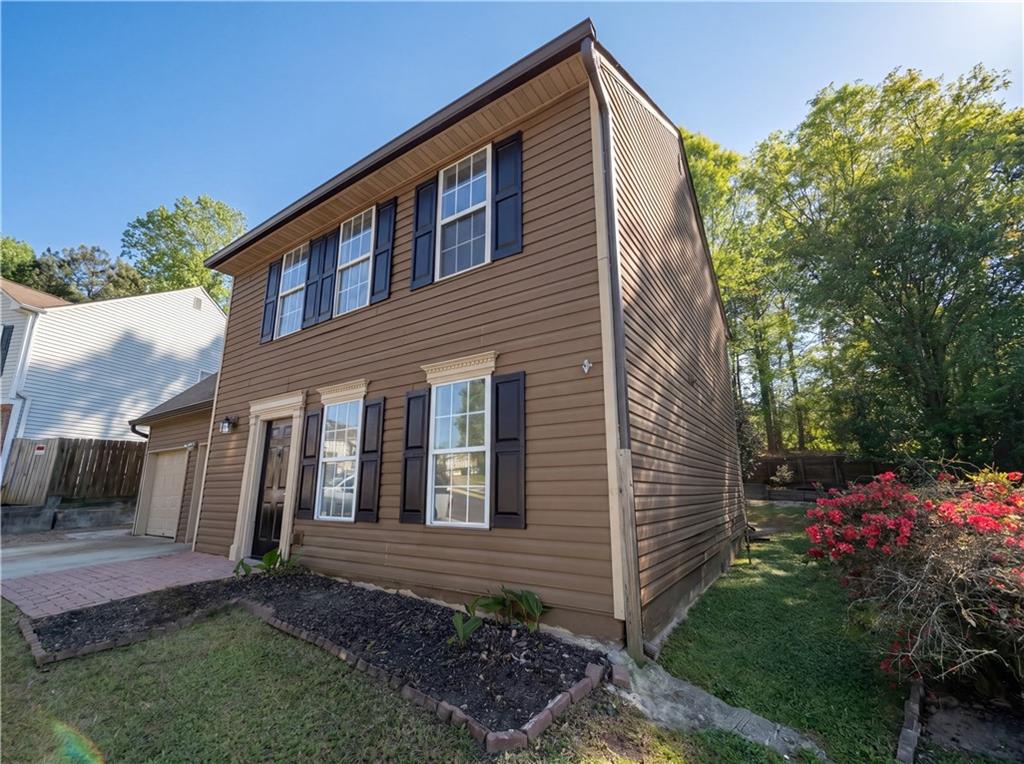 5690 Hollow Ridge Lane