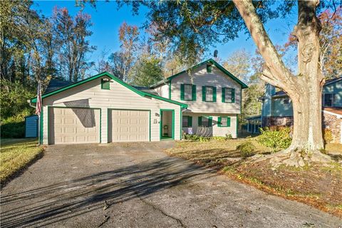 Homes For Sale - 6633 Cameron Road<br/> Morrow, GA 30260