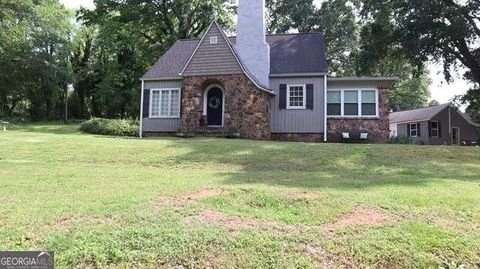 A home in Lindale