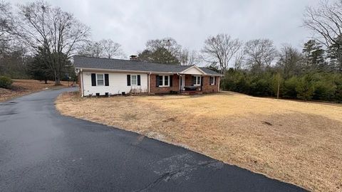 A home in Elberton