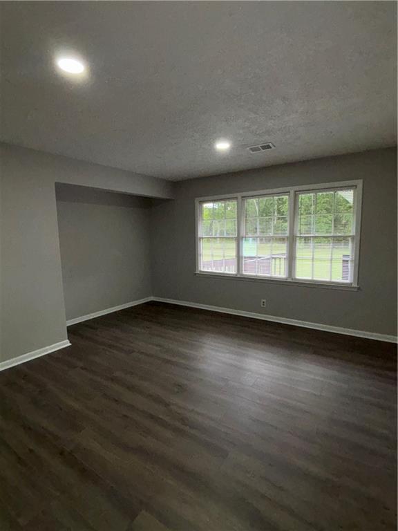 2205 Highway 81